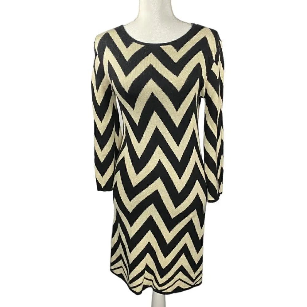 Chevron Form Fitting Rue 21 Black and Beige Wide Sleeve Dress Size Small